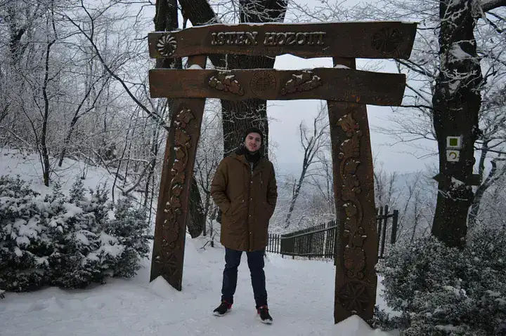hungarian tori in snow